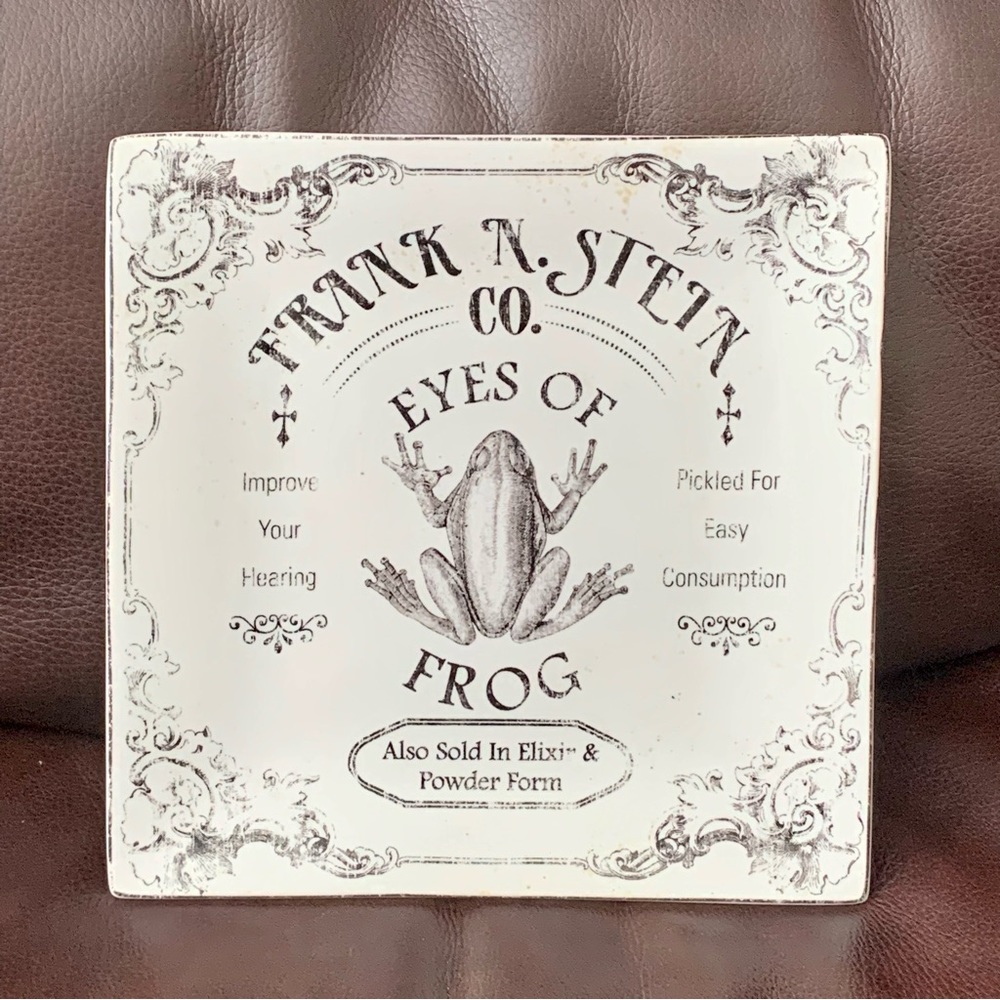 Eyes of Frog 222 Fifth Hallow Apothecary 8” Square Halloween Plate